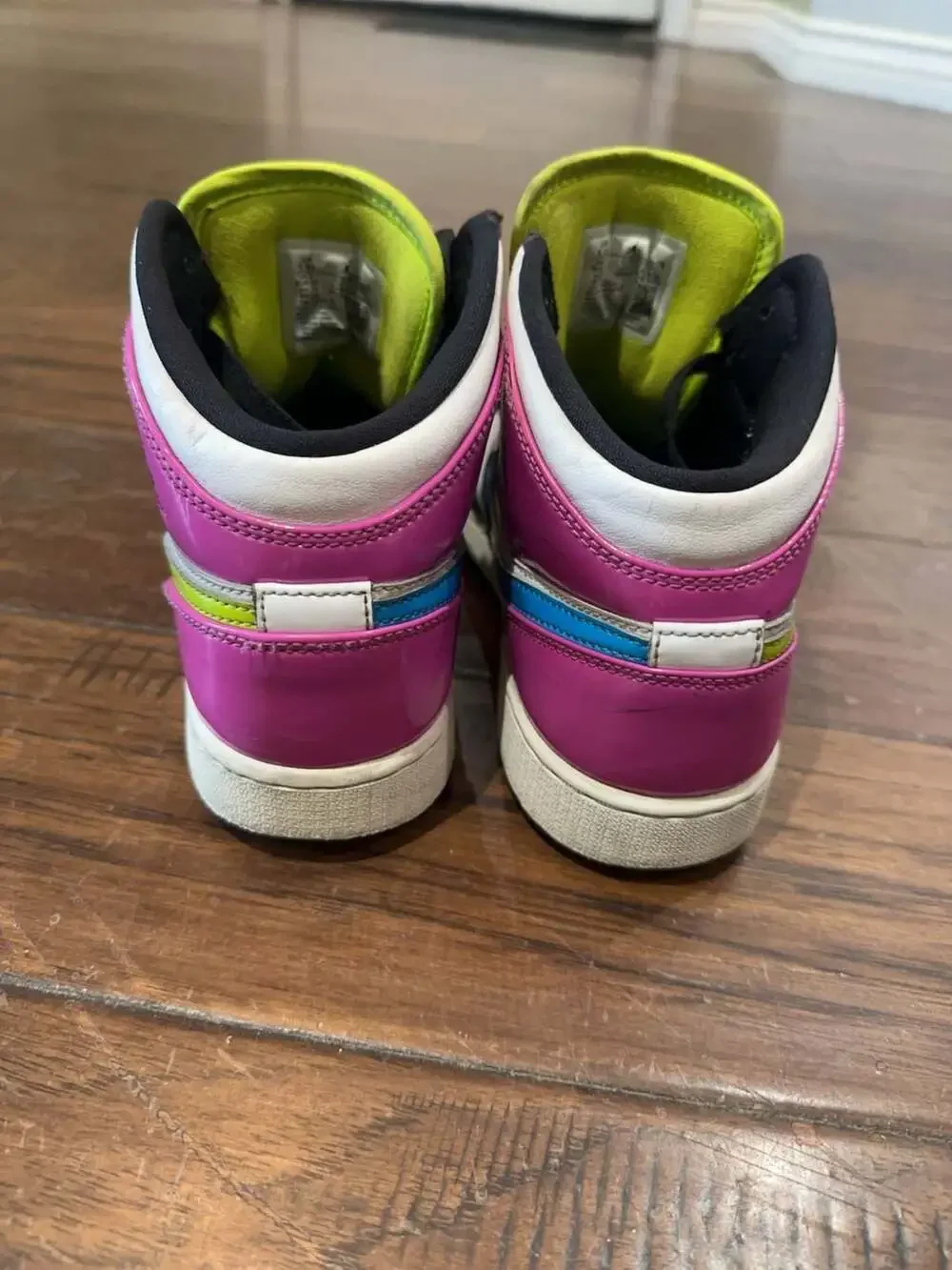 Air Jordan 1 Mid GS 'Multi-Color' Size 5.5Y CZ9833-100